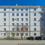 Bright With Air Conditioning Near The Copernicus Science Center In By Renters Lejlighed Warszawa