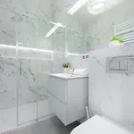 Bright With Air Conditioning Near The Copernicus Science Center In By Renters *
