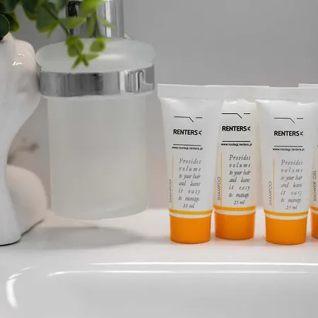 Bright With Air Conditioning Near The Copernicus Science Center In By Renters * وارسو