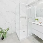 Bright With Air Conditioning Near The Copernicus Science Center In By Renters Βαρσοβία